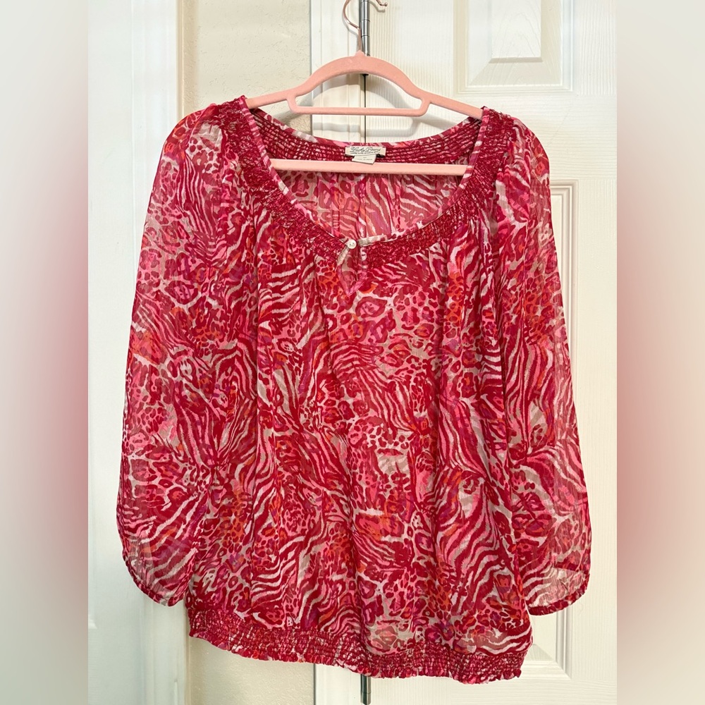 4/$15 Lucky Brand Red and Pink Animal Print Blouse Size Medium